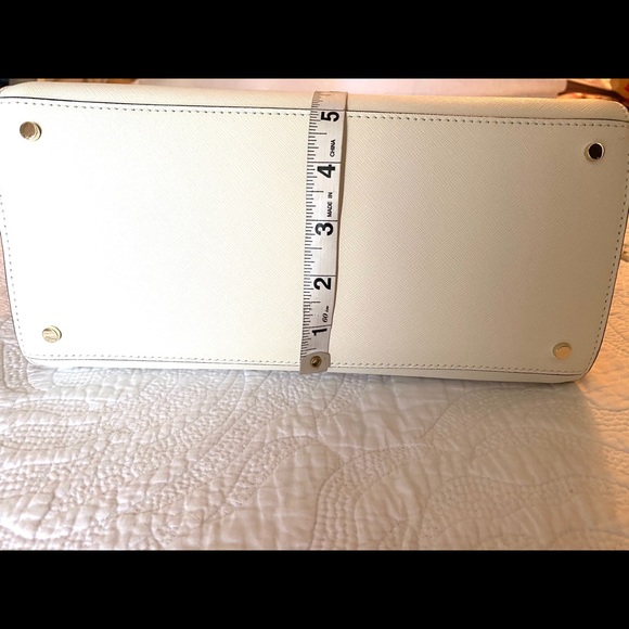 Kate Spade ♠️ Large Ivory dome satchel 🌸🌺 - Picture 10 of 12